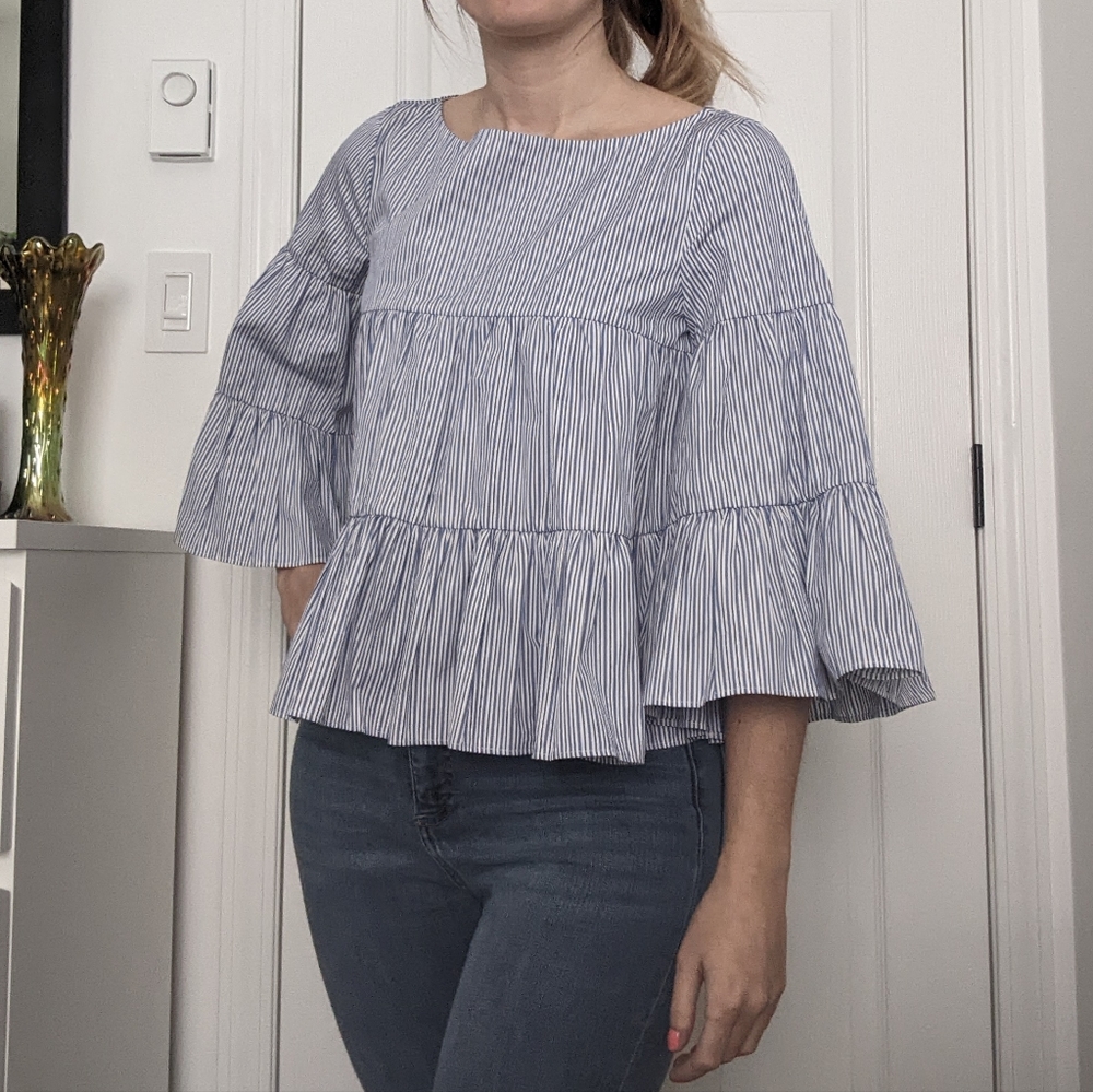 Mark D Sikes ruffled crop top